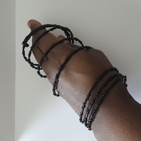 Beaded spiral bracelet - Picture 4 of 4